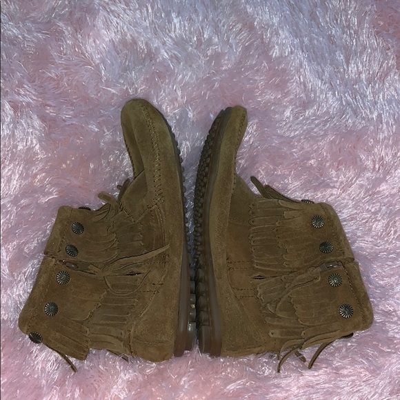 Minnetonka Brown Suede Festival Fringe Booties 7 - Picture 4 of 8